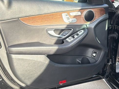 Used 2019 Mercedes-Benz C 300 Sedan image 12
