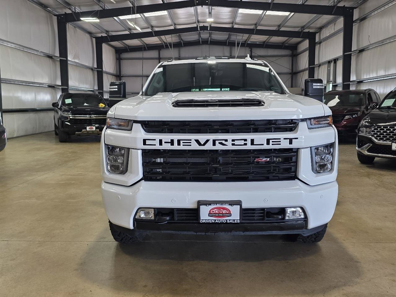 Used 2021 Chevrolet Silverado 2500 LTZ w/ LTZ Plus Package AWD/4WD image 3