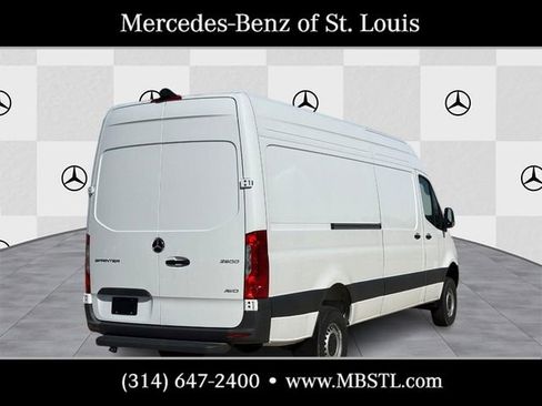 New 2025 Mercedes-Benz Sprinter 2500 image 3