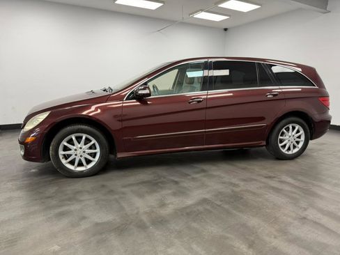Used 2007 Mercedes-Benz R 350 4MATIC w/ P2 Pkg image 3