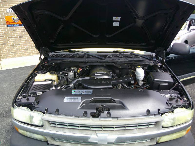 Used 2005 Chevrolet Tahoe LS w/ Cargo Package RWD image 21