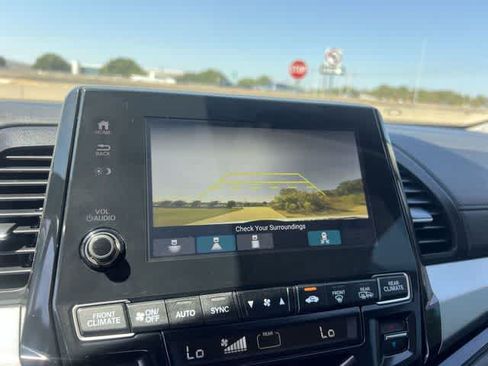 Used 2023 Honda Odyssey Touring image 26