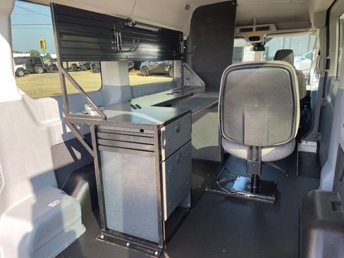 Used 2017 Ford Transit 150 XLT image 24