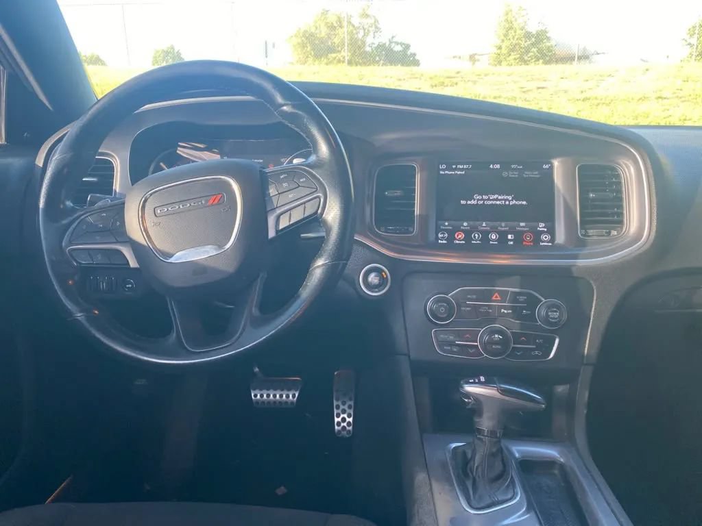 Used 2016 Dodge Charger SXT RWD image 8