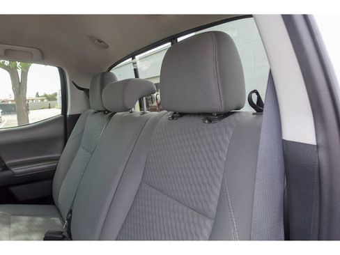 Used 2021 Toyota Tacoma SR AWD/4WD image 19