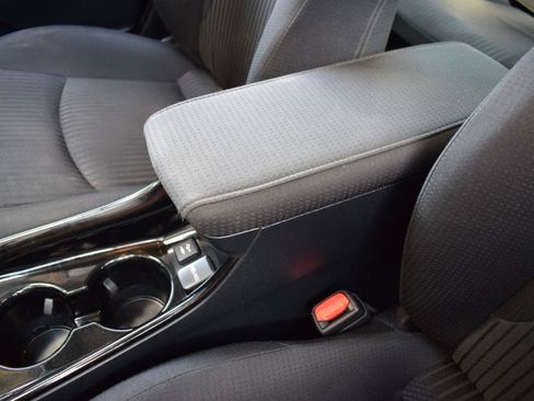 Used 2020 Toyota Prius Prime LE FWD image 25