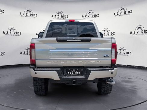 Used 2018 Ford F250 Platinum w/ Platinum Ultimate Package AWD/4WD image 5