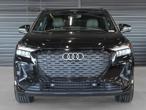 Used 2023 Audi Q4 e-tron Premium Plus w/ Premium Plus AWD/4WD image 12