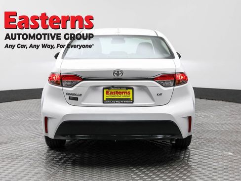 Used 2024 Toyota Corolla LE image 6