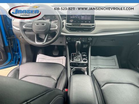 Used 2025 Jeep Compass Limited AWD/4WD image 19