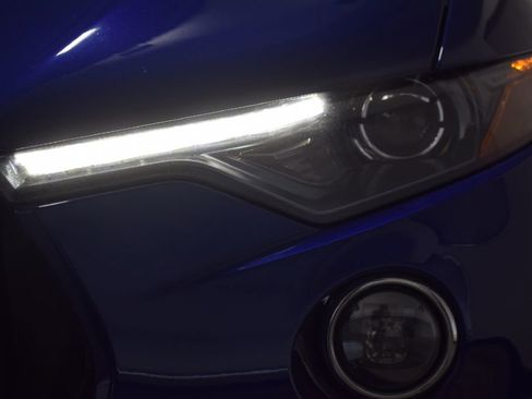 Used 2021 Maserati Levante image 35