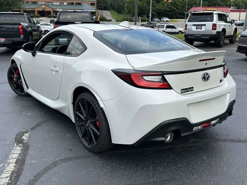 New 2026 Toyota GR86 Premium w/ Performance Package RWD image 5