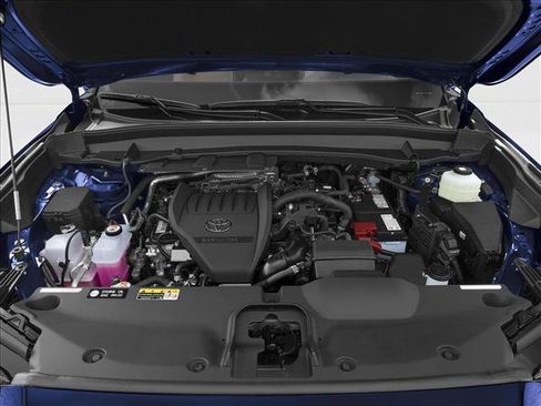 New 2026 Toyota Grand Highlander LE image 8