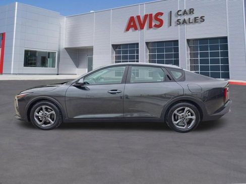 Used 2025 Kia K4 FWD image 11