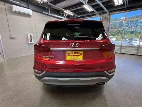 Used 2020 Hyundai Santa Fe SE image 4