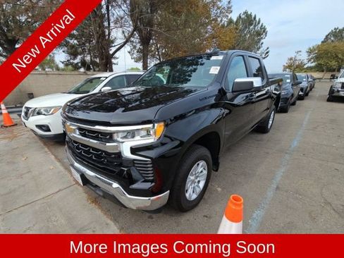 Used 2025 Chevrolet Silverado 1500 LT w/ LPO, Dark Essentials Package RWD image 6