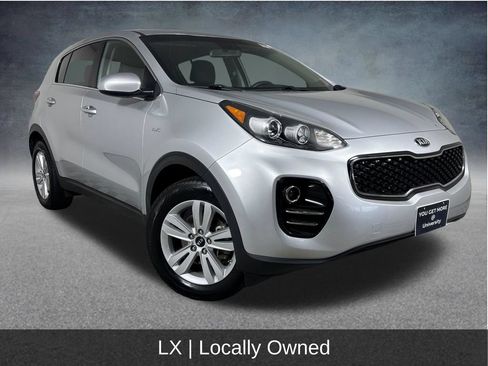 Used 2017 Kia Sportage LX AWD/4WD image 1