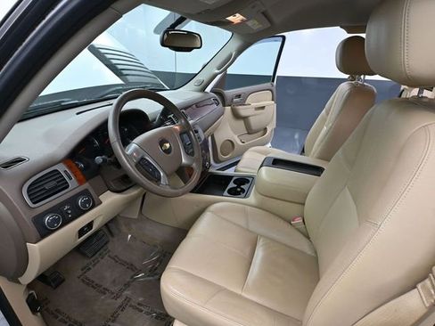Used 2013 Chevrolet Silverado 2500 LTZ w/ LTZ Plus Package image 22