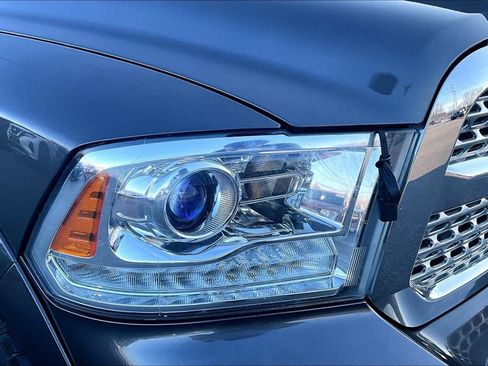 Used 2016 RAM 1500 Laramie w/ Convenience Group image 33