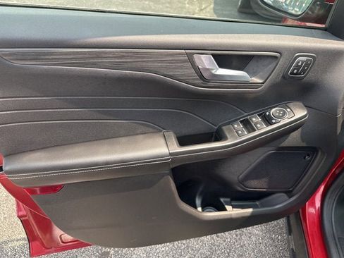 Used 2023 Ford Escape Platinum w/ Premium Technology Package image 14