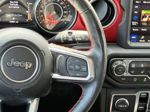 Used 2023 Jeep Wrangler Unlimited Rubicon w/ Xtreme 35 Tire Package AWD/4WD image 22