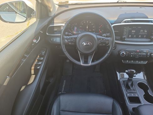Used 2018 Kia Sorento EX AWD/4WD image 20