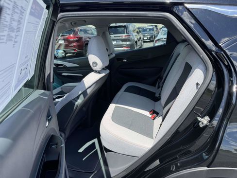 Used 2018 Chevrolet Bolt LT FWD image 21