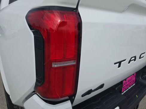 New 2026 Toyota Tacoma SR5 image 32