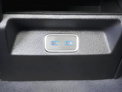 New 2025 Mercedes-Benz GLE 450 4MATIC image 35