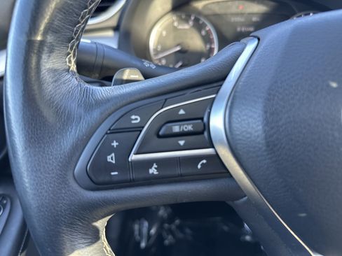 Used 2019 INFINITI QX50 Essential w/ Premium Heat Package image 19
