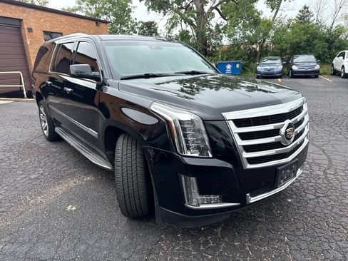Used 2015 Cadillac Escalade ESV Luxury AWD/4WD image 8