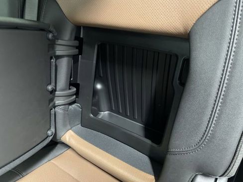 Used 2024 Chevrolet Silverado 1500 High Country w/ Technology Package image 29