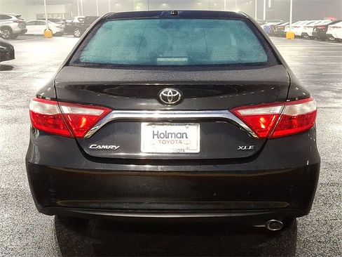 Used 2016 Toyota Camry XLE image 6