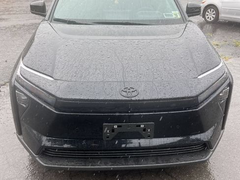 Used 2026 Toyota bZ AWD/4WD image 10
