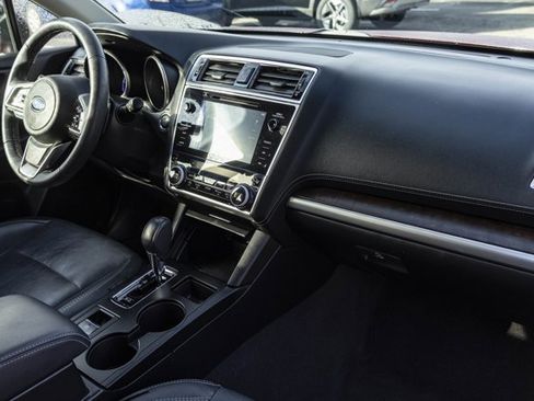 Used 2019 Subaru Outback 2.5i Limited w/ Popular Package #2 image 29