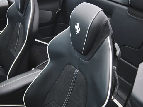 Used 2024 Ferrari Roma Spider image 24