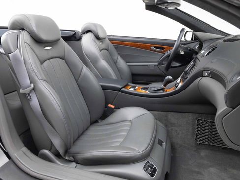 Used 2005 Mercedes-Benz SL 65 AMG image 4