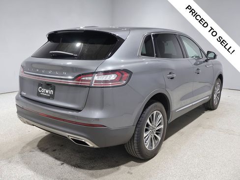 Used 2023 Lincoln Nautilus AWD image 2