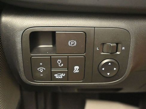 Used 2024 Hyundai Ioniq 6 SE AWD/4WD image 35