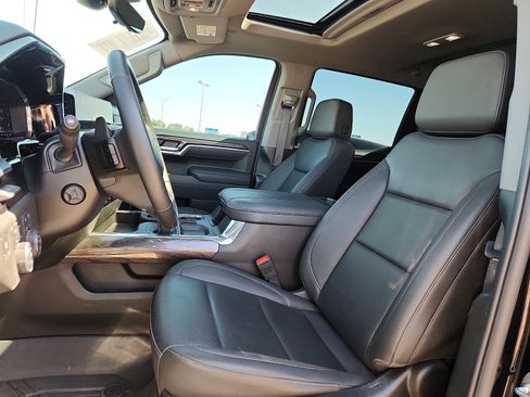 Used 2025 Chevrolet Silverado 1500 LTZ w/ LTZ Premium Texas Edition AWD/4WD image 13