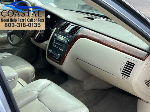 Used 2006 Cadillac DTS FWD image 23