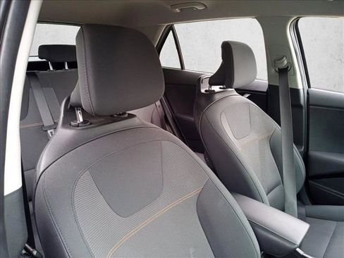 Used 2023 Kia Niro LX FWD image 15