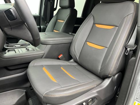 New 2026 GMC Sierra 2500 AT4 w/ AT4 Preferred Package AWD/4WD image 8