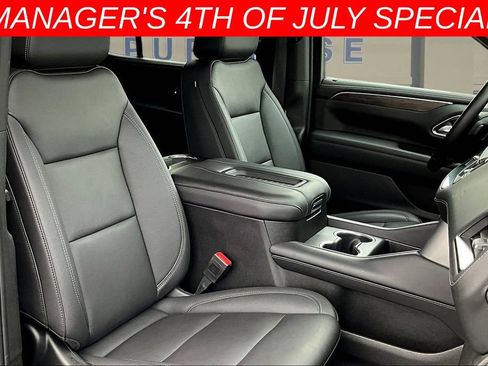 Used 2022 Chevrolet Tahoe Z71 AWD/4WD image 32