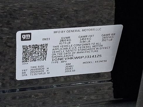 Certified 2023 Chevrolet Traverse LT w/ LT Premium Package AWD/4WD image 29