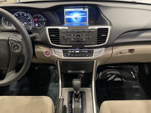 Used 2013 Honda Accord EX image 27