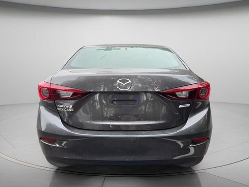 Used 2018 MAZDA MAZDA3 Sport FWD image 8