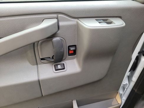New 2025 Chevrolet Express 3500 w/ Power Convenience Package image 12