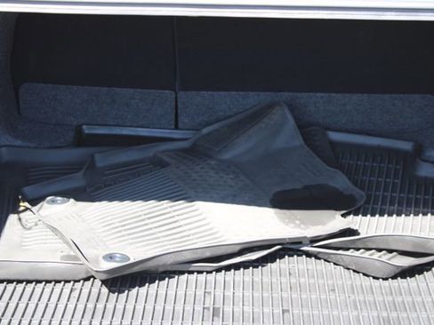 Used 2025 Toyota Corolla SE image 33