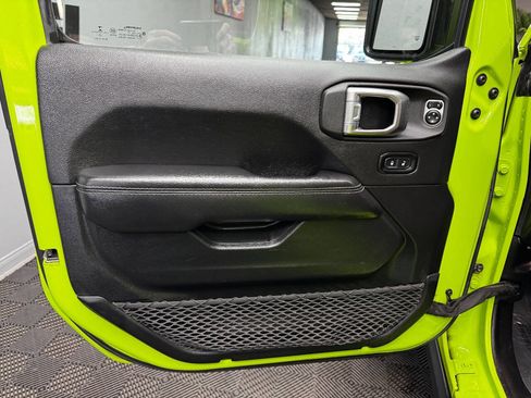 Used 2021 Jeep Wrangler Unlimited Rubicon 4xe w/ Steel Bumper Group image 35